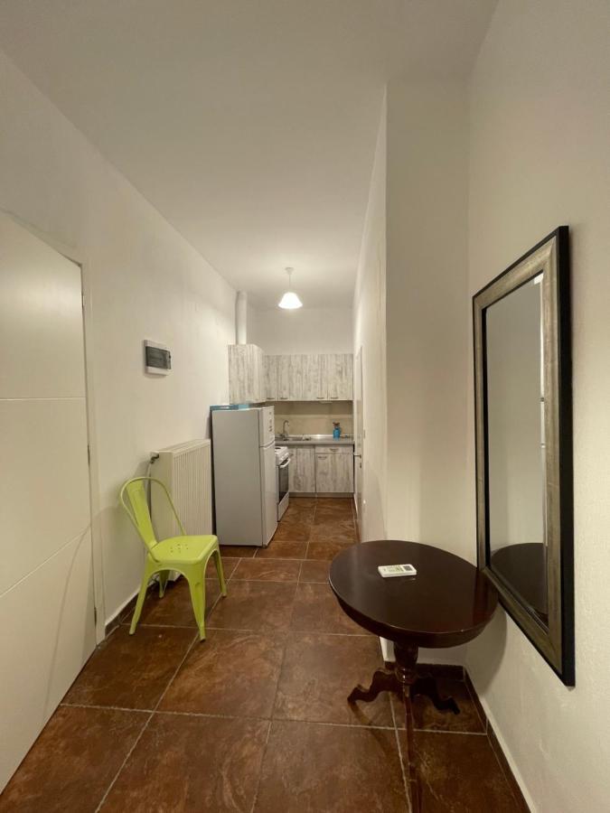 Maria Apartments ネア・カルヴァリ エクステリア 写真