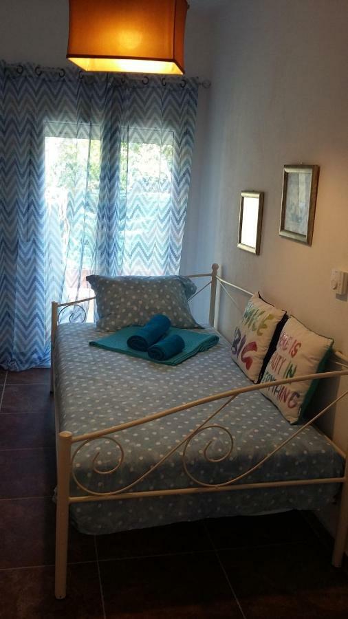 Maria Apartments ネア・カルヴァリ エクステリア 写真