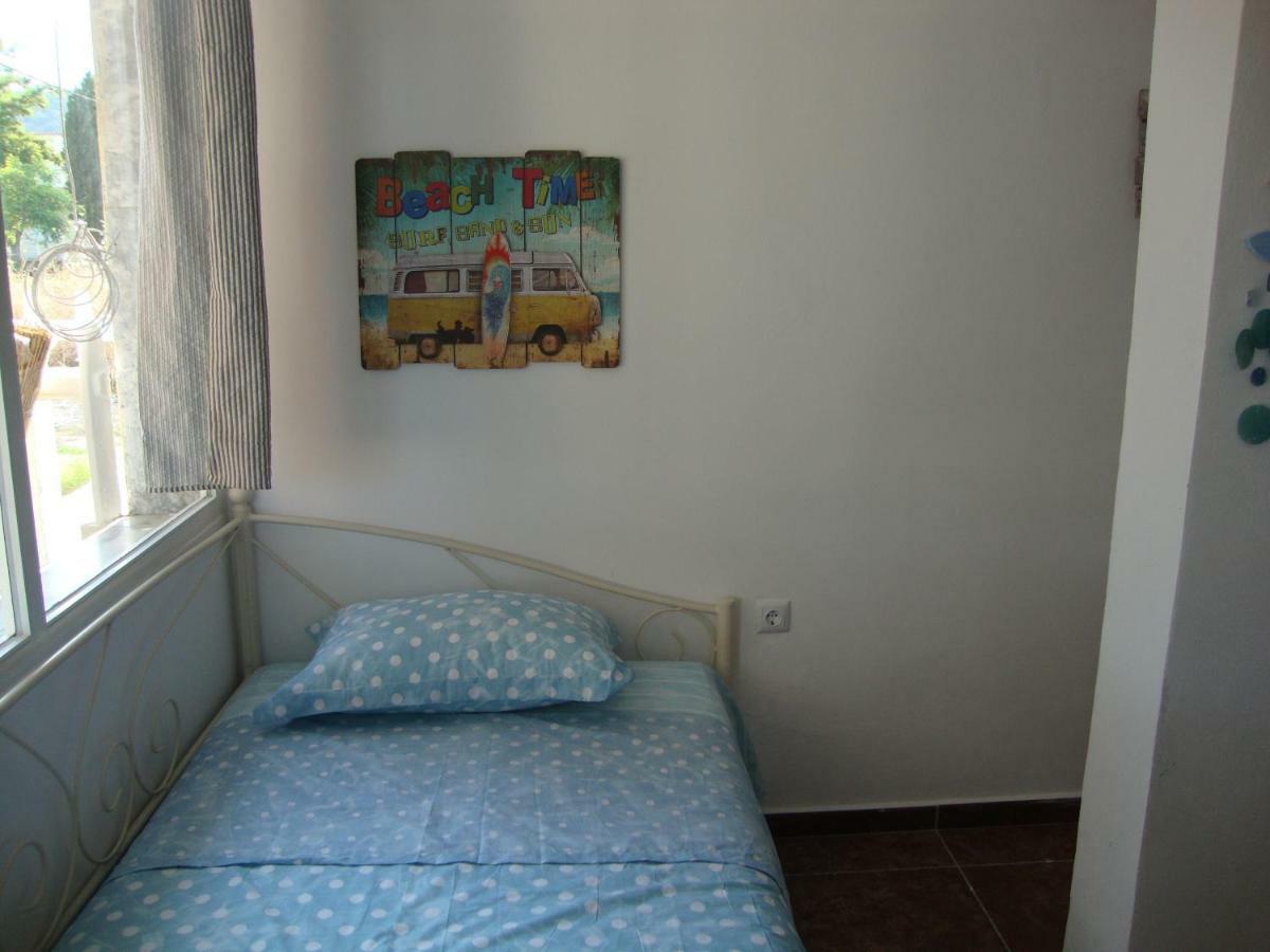 Maria Apartments ネア・カルヴァリ エクステリア 写真