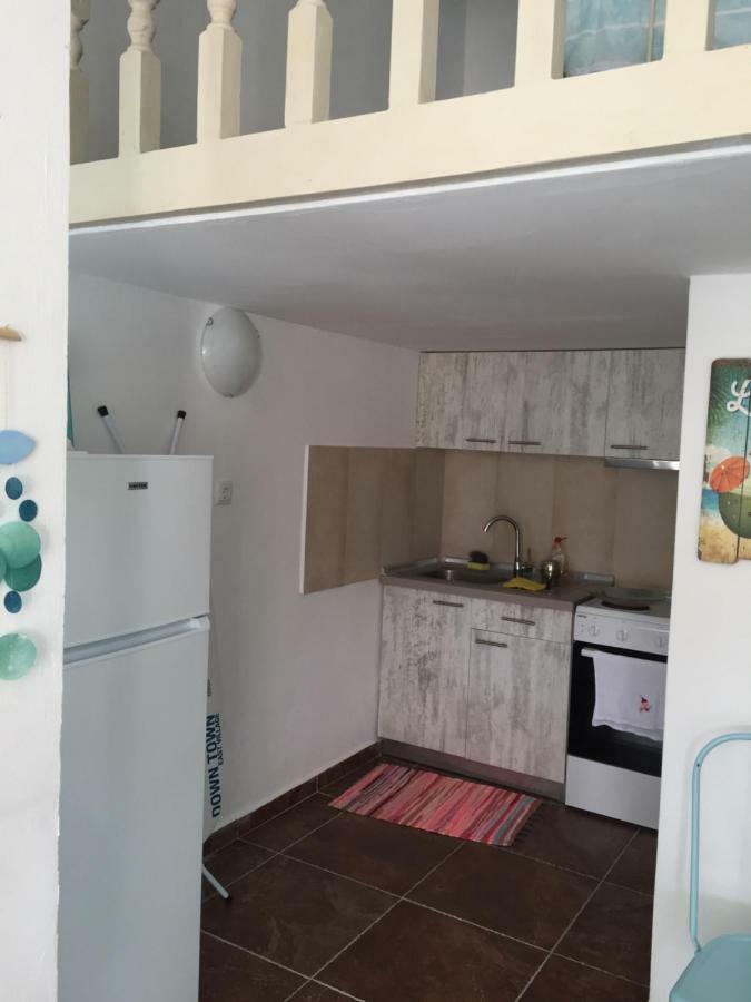 Maria Apartments ネア・カルヴァリ エクステリア 写真